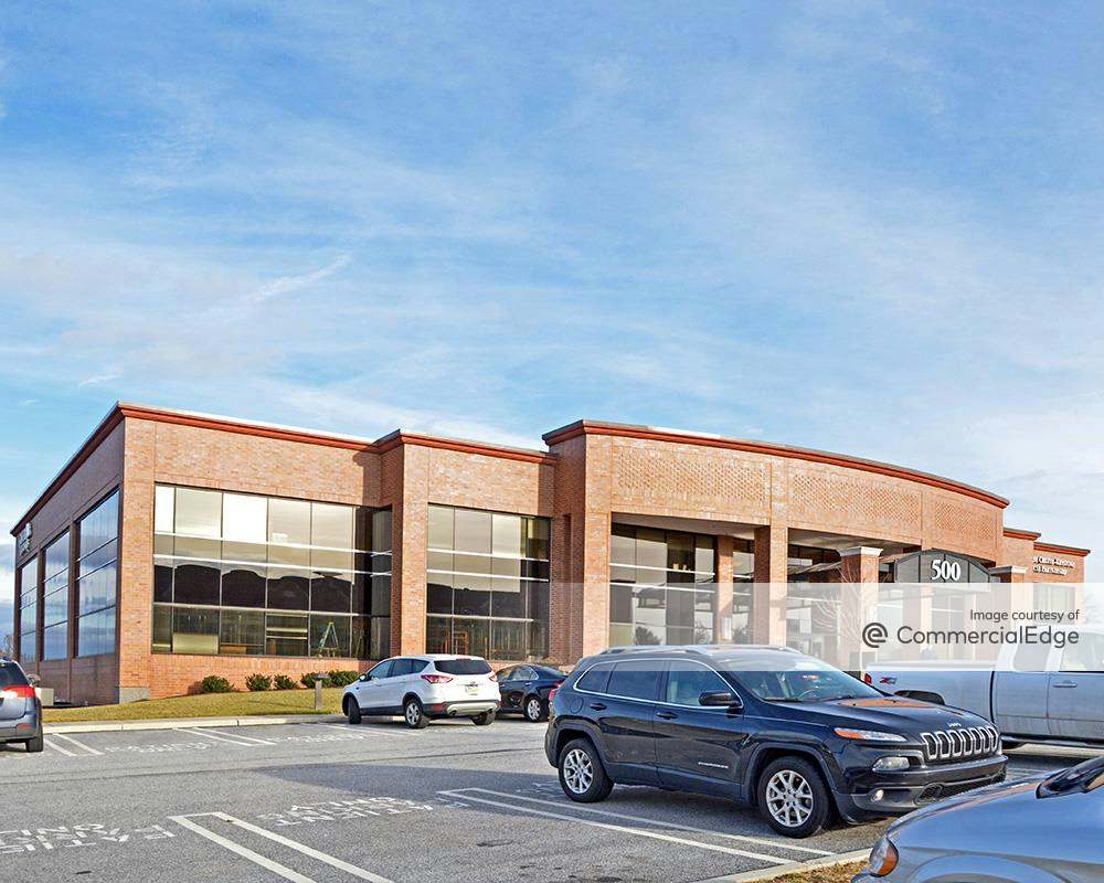 Crozer Medical Plaza at Brinton Lake 500 Evergreen Drive 500